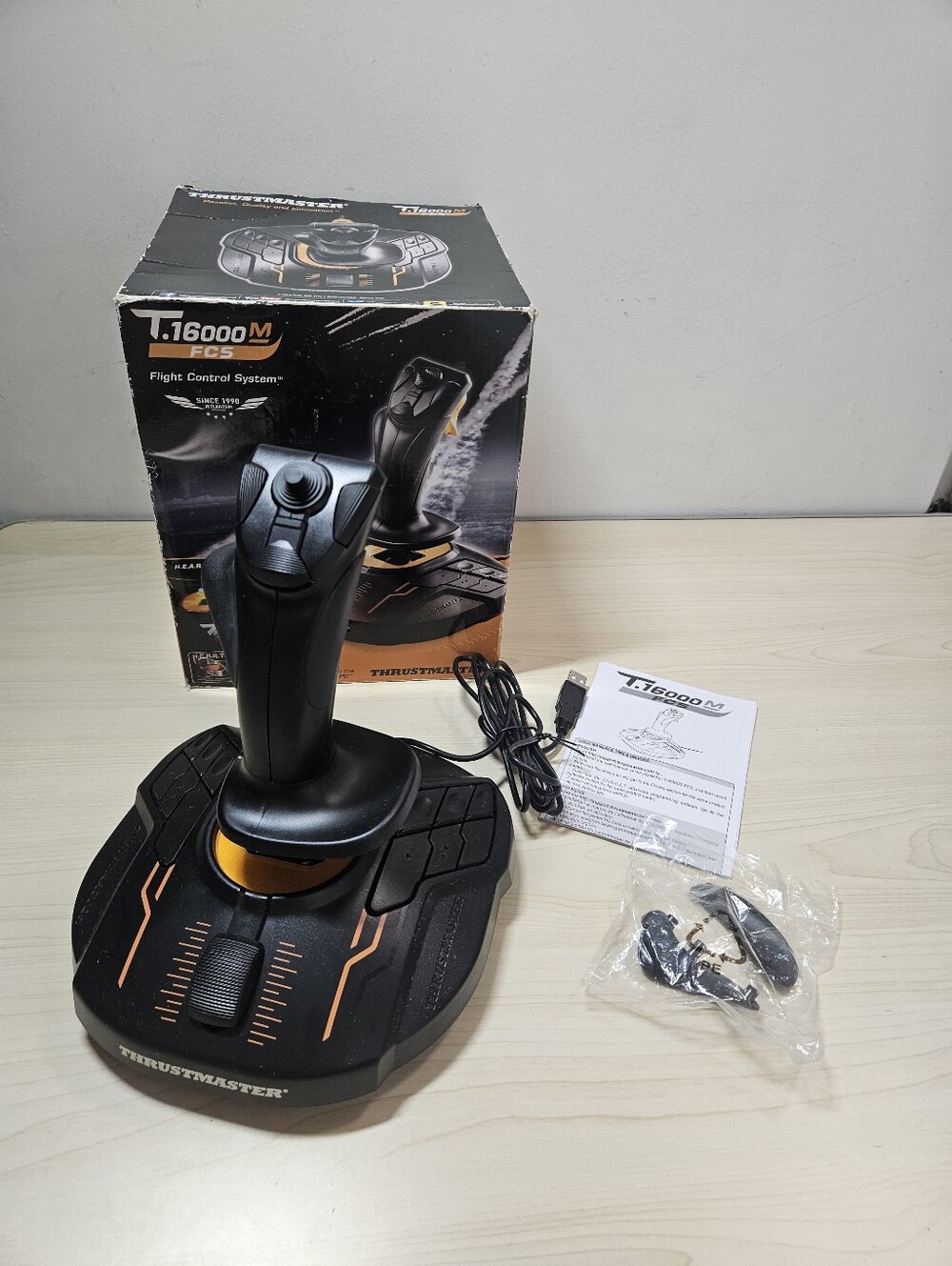 Thrustmaster T.16000M FCS Flight Stick Controller USB PC